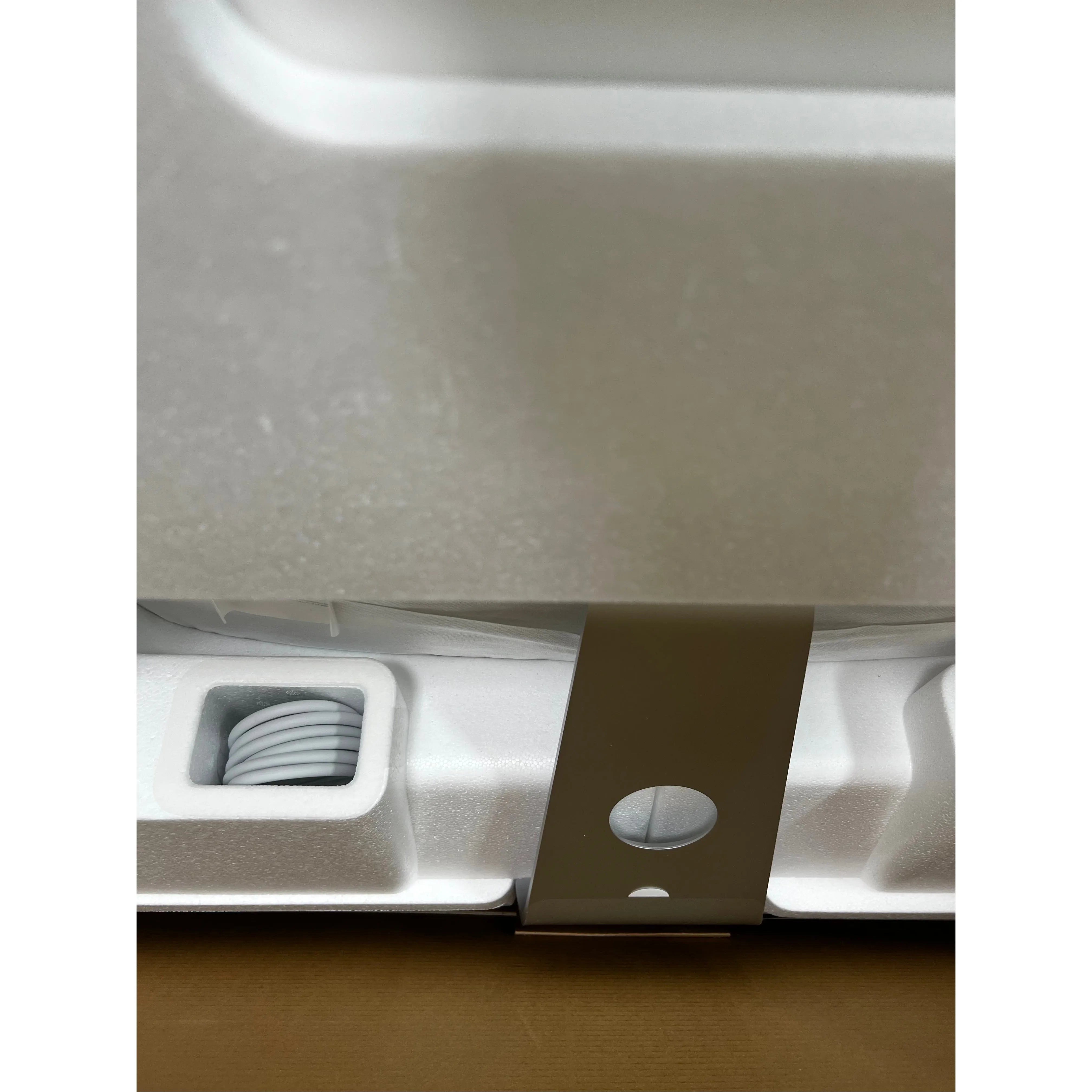 iMac 2020 in Styropor 1