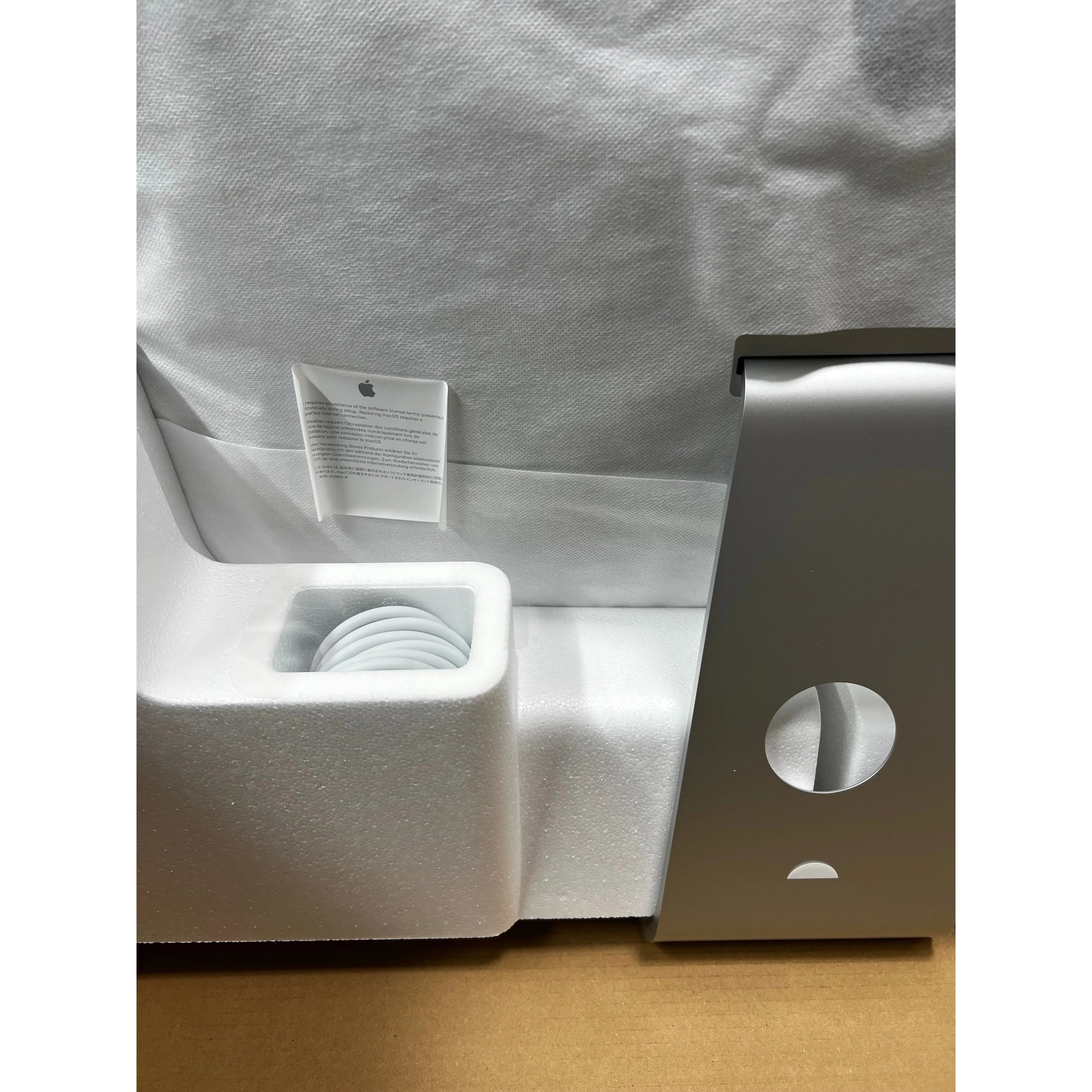 iMac 2020 in Styropor 2